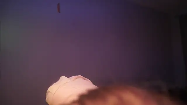 ginger_hugs's cam snapshot