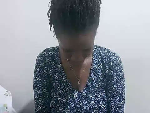 prettybeee's cam snapshot