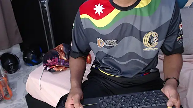 Naty_And_Maxx's cam snapshot