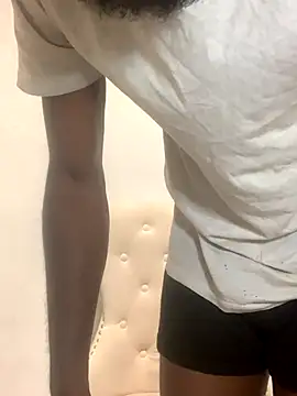 goldenshower2451 live sex cam