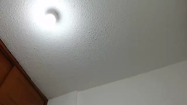 kiaradollwild live sex cam