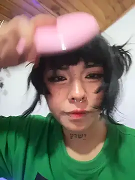 Kitty_yukimura live sex cam