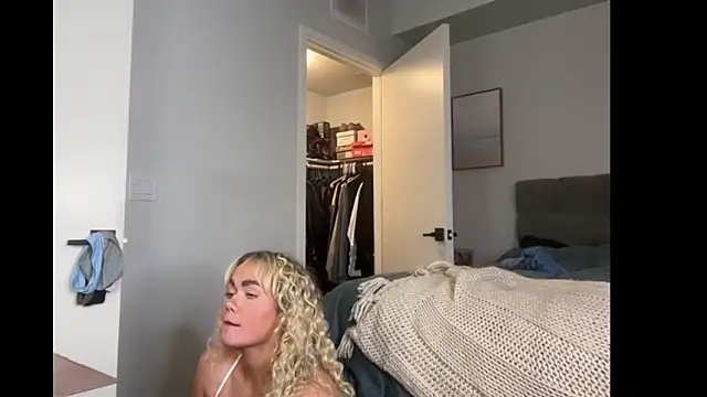 ElenaErickson's cam snapshot