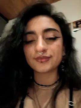 Lila_Desiree live sex cam