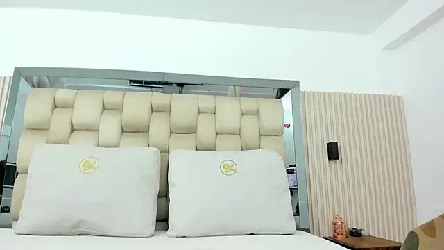 ikia_lopez_ live sex cam