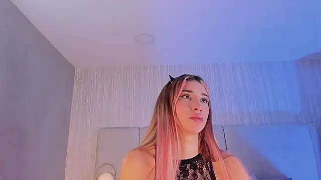 GraceCartier's cam snapshot