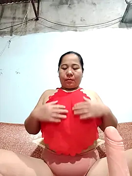 Queen-18200's cam snapshot