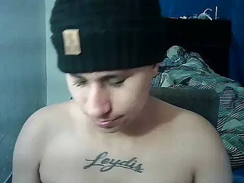 Im_Milan_Rs's cam snapshot