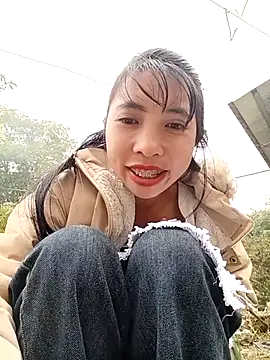 emaame68's cam snapshot