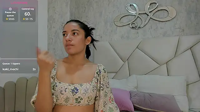 Skylerwhite02's cam snapshot