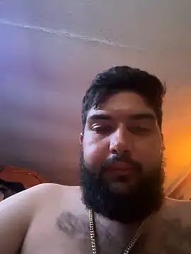 bigdickgio6923 live sex cam