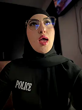 Badra_Abaid's cam snapshot