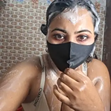 Bristy-'s cam snapshot