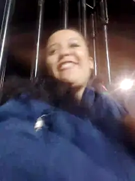 You-sexy-starr's cam snapshot