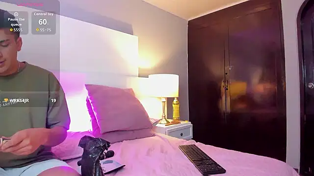 Dylan_Katte's cam snapshot