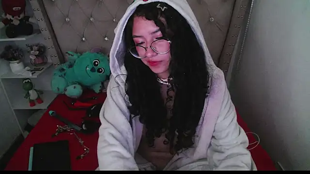 CherieCurl's cam snapshot