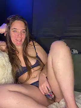 chellerayy's cam snapshot