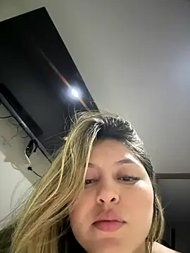 lunablossom_ live sex cam