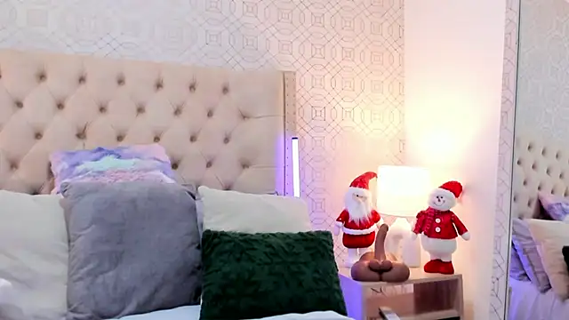 SuccubusDolly's cam snapshot