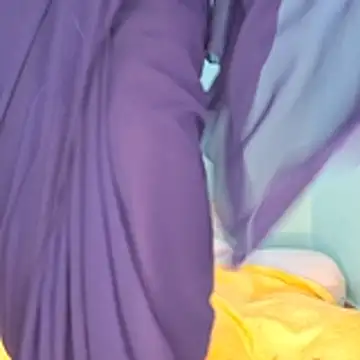 Bristy-'s cam snapshot