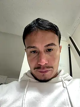 DominickVegas live sex cam