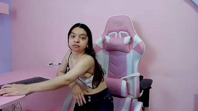 CharlotteMuller's cam snapshot