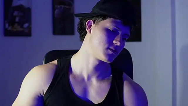 Hazzan_Velez live sex cam