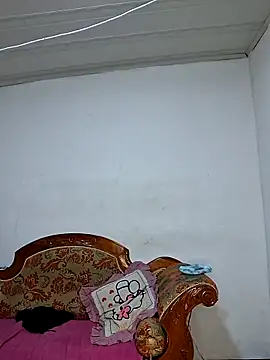 Alis_1327's cam snapshot