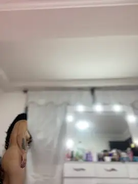 JuanitaMore01's cam snapshot