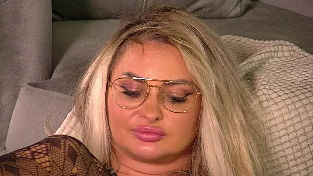 Denisse_Perry's cam snapshot