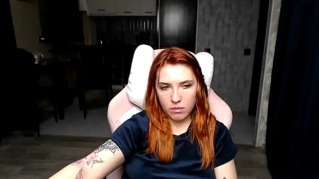 Reginasmilee's cam snapshot