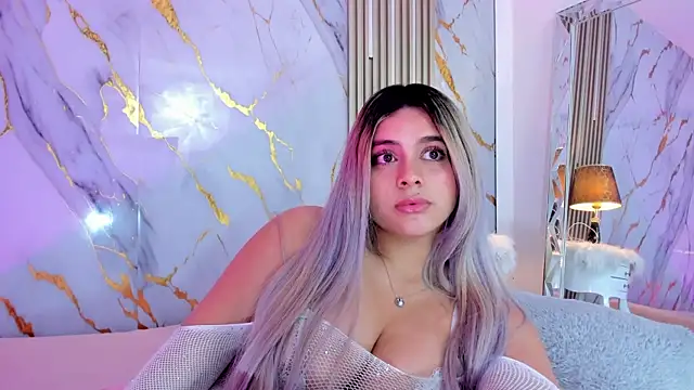 sharon_greey's cam snapshot