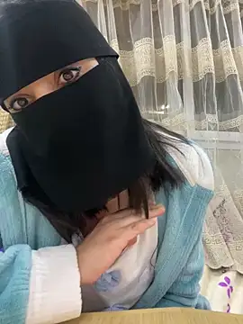 Rasha-arabic live sex cam