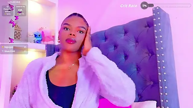 CamiEstrada live sex cam