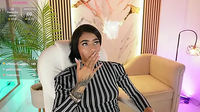 MeganLowell live sex cam