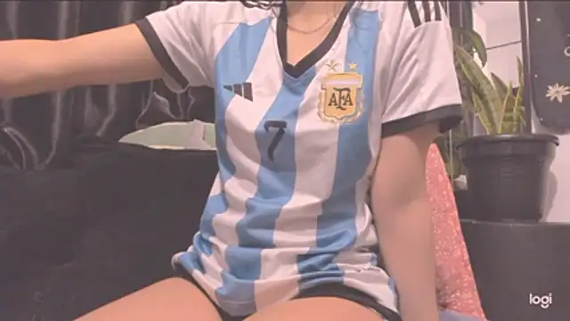 zinnia_'s cam snapshot