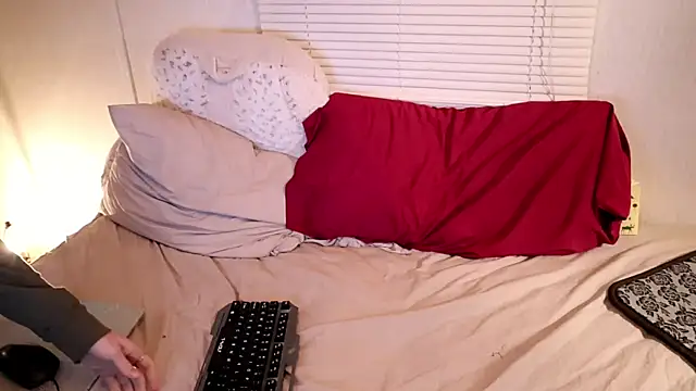 xxpixeyxx's cam snapshot