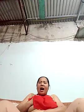 Queen-18200's cam snapshot