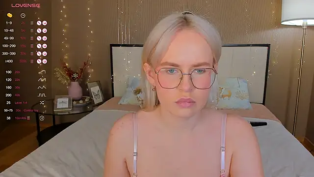 bellatip live sex cam