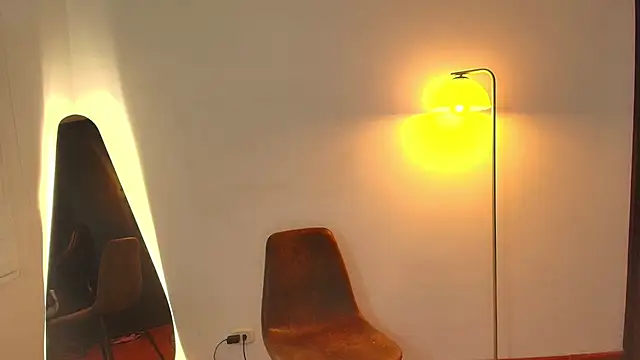 samy_jonnes_'s cam snapshot