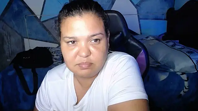 Sherlynn01's web cam