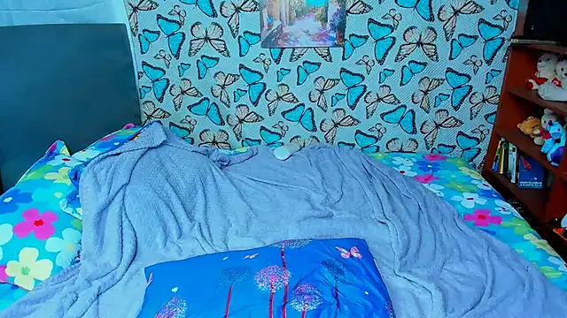 lucianaosorno25 live sex cam