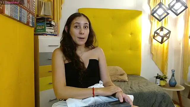 xlunna's cam snapshot