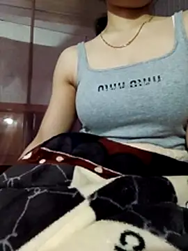 LucyyLy's cam snapshot