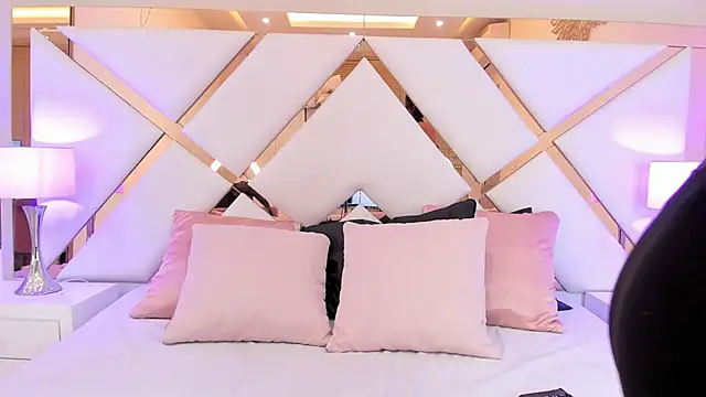 EmaaTaylor's cam snapshot