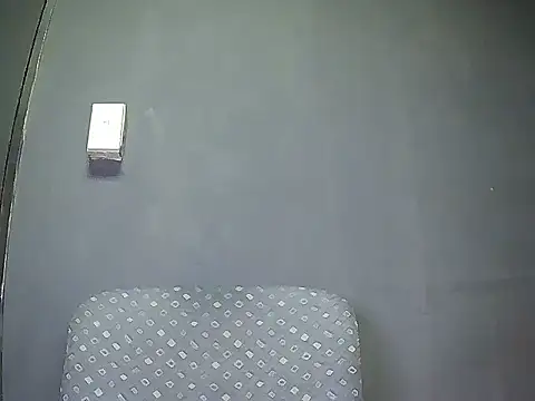 _Busty101_'s cam snapshot