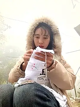 emaame68's cam snapshot