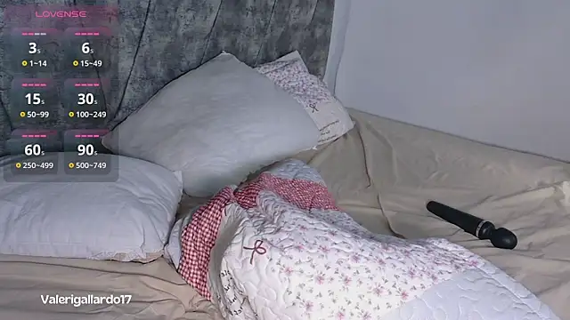 ValeriGallardo17 live sex cam