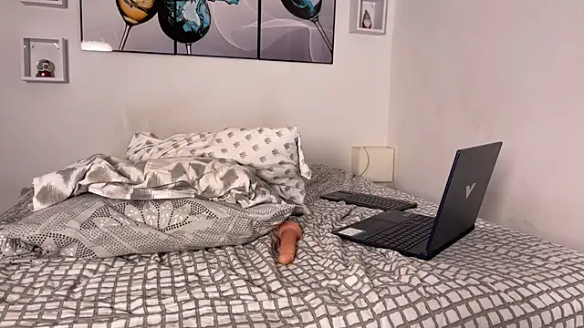 wendy_alejo1712 live sex cam