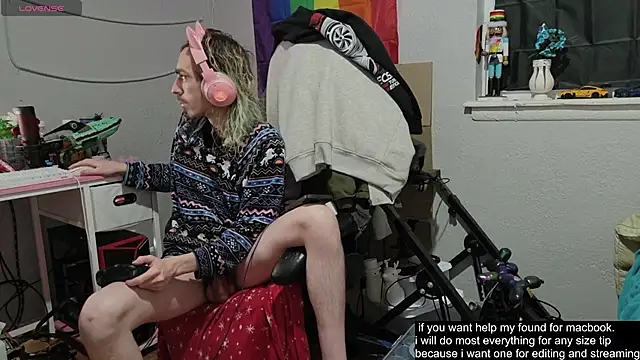 tallnerdyguy live sex cam